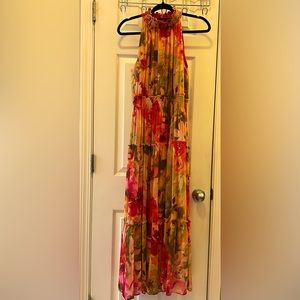 New W/Tags- Beautiful floral print Maxi Dress